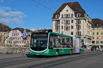 Mercedes Citaro 7047, auf der Linie 34, überquert am 03.11.2025 die Mittlere Rheinbrücke.