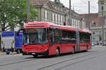 Volvo Hybrid Bus 889, fährt mit der Fahrschule Richtung Bubenbergplatz.