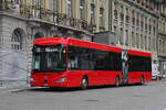 Irizar Elektrobus 254, auf der Linie 19, bedient am 16.10.2025 die Haltestelle beim Bundesplatz. Aufnahme Bern.