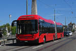 Volvo Hybridbus 875, auf der Linie 10, überquert am 20.04.2026 die Kornhausbrücke.