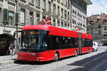 Hess Trolleybus 35, auf der Linie 12, bedient am 15.06.2026 die Haltestelle B�renplatz. Aufnahme Bern.