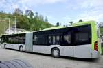 Heckansicht des neuen MB C2 G 302 der Busland AG der am 6.5.20 vor dem Depot in Langnau parkiert ist.