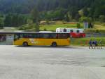 Hier zu sehen ist ein Zwei SETRA S 415 UL der PostAuto Schweiz AG unterwegs auf der Kfl.