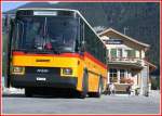 NAW Postbus am Bahnhof Tiefencastel. (22.07.2002)