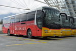 Am 16.10.2015 steht GR-162991 (MAN Lion's Regio) in einer Reihe mit anderen Bussen.