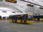 Postauto/Regie Chur GR 85630 (Scania/Hess Bergbus K320UB) am 4.2.2020 beim Bhf.