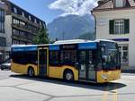 PostAuto MB C2 K '11017'  BE 657 480  von Aeschi am 26.20 bei der Ankunft in Interlaken West.