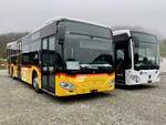Zwei neue MB C2 hybrid für PostAuto und Limmat Bus am 11.11.20 bei Evobus in Winterthur.