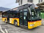 MB Citaro Facelift K '4919'  BE 610 533  von PostAuto Interlaken am 16.2.21 gegenüber dem Bahnhof Wilderswil parkiert.