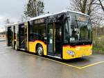 MB C2 K '11094'  AG 17943  vom PU Erne Bus AG, Full-Reuenthal am 13.4.21 beim Bahnhof Koblenz.