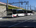 Postauto - Bahnersatz für BLS auf der Linie von Neuchâtel -La Chaux de Fonds mit dem MAN Lion`s City NE 165371 beim Bhf. Neuchâtel am 24.04.2021