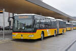 Mercedes Citaro 71 der Post, wartet am 12.02.2024 als Dienstfahrt beim Bahnhof Brugg.