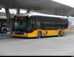 Postauto - Mercedes e Citaro  SG  499211 bei den Haltestellen vor dem Bahnhof Buchs am 26.12.2025
