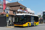 Mercedes eCitaro der Post, auf der Linie 104, bedient am 29.05.2026 die Haltestelle beim Bahnhof Interlaken Ost.