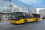 Mercedes Citaro der Post, auf der Linie 136, f�hrt am 06.10.2025 zur Haltestelle beim Bahnhof Aarau.