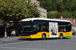 Mercedes eCitaro der Post, auf der Linie 104, verl�sst am 29.08.2026 die Haltestelle beim Bahnhof Interlaken Ost.