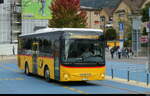 Postauto - Iveco Crossway  VS 49249 unterwegs auf dem Bahnhofplatz in Aigle am 30.09.2026