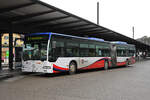 Mercedes Citaro ohne Betriebsnummer, auf der Linie 6, wartet am 25.01.2023 beim Bahnhof Baden.