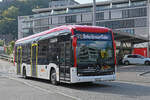 Mercedes eCitaro 63, auf der Linie 3, fährt am 29.09.2025 zur Haltestelle beim Bahnhof Baden.