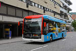 Mercedes eCitaro 60, auf der Linie 3, fährt am 08.09.2025 zur Haltestelle beim Bahnhof Baden.