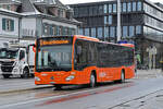 Mercedes Citaro 204 der RBS, auf der Linie 8, wartet am 18.01.2023 an der Haltestelle beim Bahnhof Solothurn.