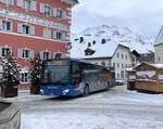 Engadin Bus, St.Moritz. Mercedes-Benz Citaro C2 (GR 100'108) in Silvaplana, Plazza dal Güglia. 
Wenn das Stammfahrzeug nicht zur Verfügung steht, wird die Linie 20 Ortsbus Silvaplana, für die einen Elektrobus erforderlich ist, mit einem Dieselbus betrieben - entweder mit einem Lion's City 12 oder, wie am 2. Januar 2024, mit einem Citaro C2.