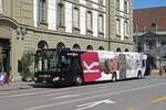 Mercedes Citaro 110 der Transports Publics fribourgeois, im Einsatz als Bahnersatz fährt zur Haltestelle beim Bahnhof Bern.