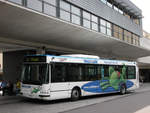 Irisbus Agora 74 von Ryffel am Bhf.