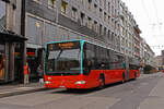Mercedes Citaro 156, auf der Linie 2, fährt am 24.02.2025 durch die Bahnhofstrasse in Biel.