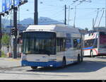 VBL - Hess Trolleybus Nr.209 unterwegs auf der Linie 5 in Emmenbrücke Bahnhof Süd am 25.09.2023