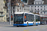 Mercedes eCitaro 503, auf der Linie 19, �berquert am 08.05.2026 die Seebr�cke in Luzern.