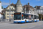 Mercedes Citaro 169, auf der Linie 24, �berquert am 08.05.2026 die Seebr�cke in Luzern.