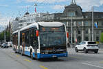 Mercedes eCitaro 503, auf der Linie 19, �berquert am 08.05.2026 die Seebr�cke in Luzern.
