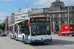 Mercedes Citaro 193, auf der Linie 24, �berquert am 08.05.2026 die Seebr�cke in Luzern.