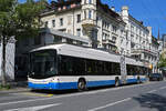 Hess Trolleybus 216, auf der Linie 7, bedient am 08.05.2026 die Haltestelle Kantonalbank. Aufnahme Luzern.