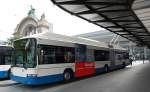 Moderner O-Bus vor dem HB Luzern, 18.09.2008