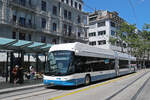 Hess Doppelgelenk Trolleybus 10, auf der Linie 31, f�hrt am 24.07.2026 bei der Haltestelle L�wenplatz ein.