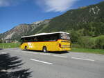 Postauto - Setra S 415 H (GR 25760) in der Nähe von Tschierv im Val Müstair am 1.9.23