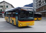 Postauto - Iveco Irisbus Crossway GR 167949 vor dem Bhf. Ilanz am 29.03.2024