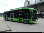 VBG - Mercedes E Citaro Nr.23 bei den Haltestellen im Flughafen Zürich am 13.05.2023