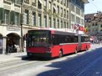 Bern Mobil - Trolleybus Nr.5 unterwegs auf der Linie 12 in der Altstadt von Bern am 06.06.2015