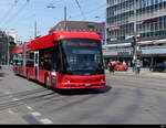 Bern Mobil - Hess E-Bus Nr.204 unterwegs in der Stadt Bern am 17.06.2023