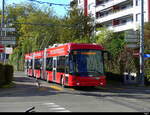 Bern mobil - Hess Trolleybus  Nr.44 unterwegs auf der Linie 20 kurz vor der Endhaltestelle Bern Wankdorf am 28.10.2023