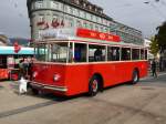 VB Biel - 75 Jahr Feier des Trolleybus in Biel mit dem Oldtimer Nr.21 auf dem Zentralplatz am 24.10.2015