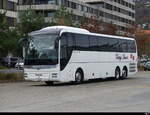 MAN Lion`s Coach Reisebus in der Stadt Biel am 19.11.20222