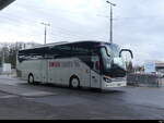 Reisebus von Swiss Tours - Weisser Setra S 515 HD  GE  963661 bei der zufahrt zu den Bus Haltestellen vor dem Flughafen in Genf am 24.03.2024