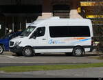 Joly Voyages - Mercedes Sprinter unterwegs in La Chaux de Fonds am 28.01.2024