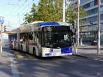 TL Lausanne - Trolleybus Nr.837 unterwegs vor dem Bahnhof in Lausanne am 27.07.2014
