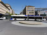 TL - Trolleybus Nr.888 unterwegs auf der Linie 21 vor den SBB Bahnhof in Lausanne am 05.05.2017