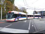 VBL - Hess Trolleybus Nr.242 unterwegs auf der Linie 2 in Luzern am 23.10.2022